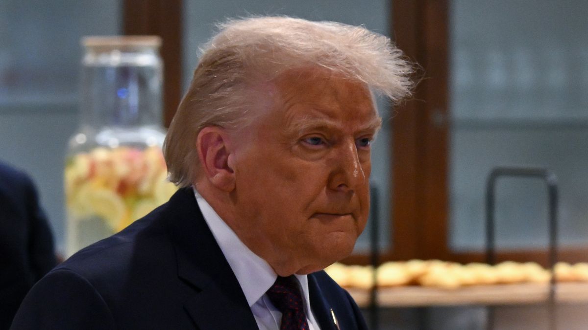DAVOS, SWITZERLAND - JANUARY 22: US President Donald Trump attends the signing ceremony of the Peace Charter for Gaza as part of the 56th World Economic Forum in Davos, Switzerland on January 22, 2026. (Photo by Harun Ozalp/Anadolu via Getty Images)