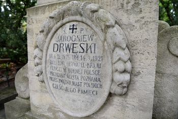 Gdy obejmował władzę, Poznań dopiero wracał do Polski. Jarogniew Drwęski dostał zadanie zbudowania miasta na nowo