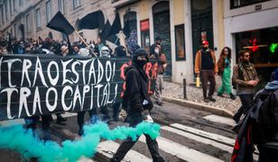 Działo się w nocy. Wrze na ulicach Lizbony