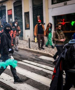 Działo się w nocy. Wrze na ulicach Lizbony