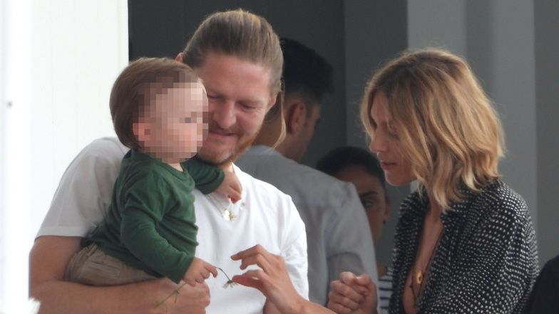 Anja Rubik z partnerem i przyjaciółmi w Cannes