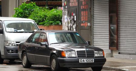 Błąd przeżywalności. Czyli co łączy Rudego Księdza z mercedesem