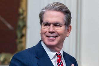 Wygasa termin. USA mają plan przedłużenia zwolnienia z sankcji rosyjskiej ropy