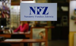 Myśleli, że idą na bezpłatne badania. Zapłacili 250 zł. Zamieszanie przez logo