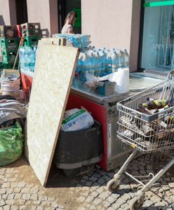 Służby kontrolują sklepy po powodzi. Grożą wysokie kary
