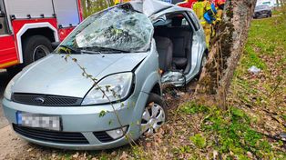 Poważny wypadek pod Wierzchowem. Są ranni