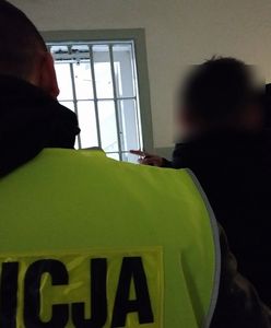 Recydywista z Malborka odpowie za kradzieże. Przed policją ukrywał się za koszem na strychu