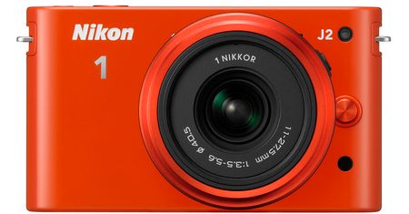 Nikon 1 J2 – lepszy ekran, niższa cena