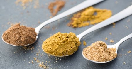 Używaj tych przypraw codziennie. Mocno podkręcą twój metabolizm i wzmocnią odporność