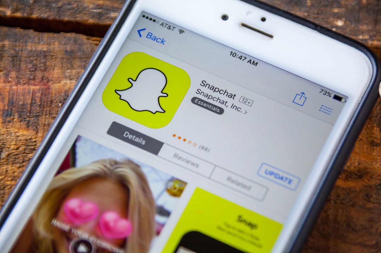 Snapchat w App Store z depositphotos