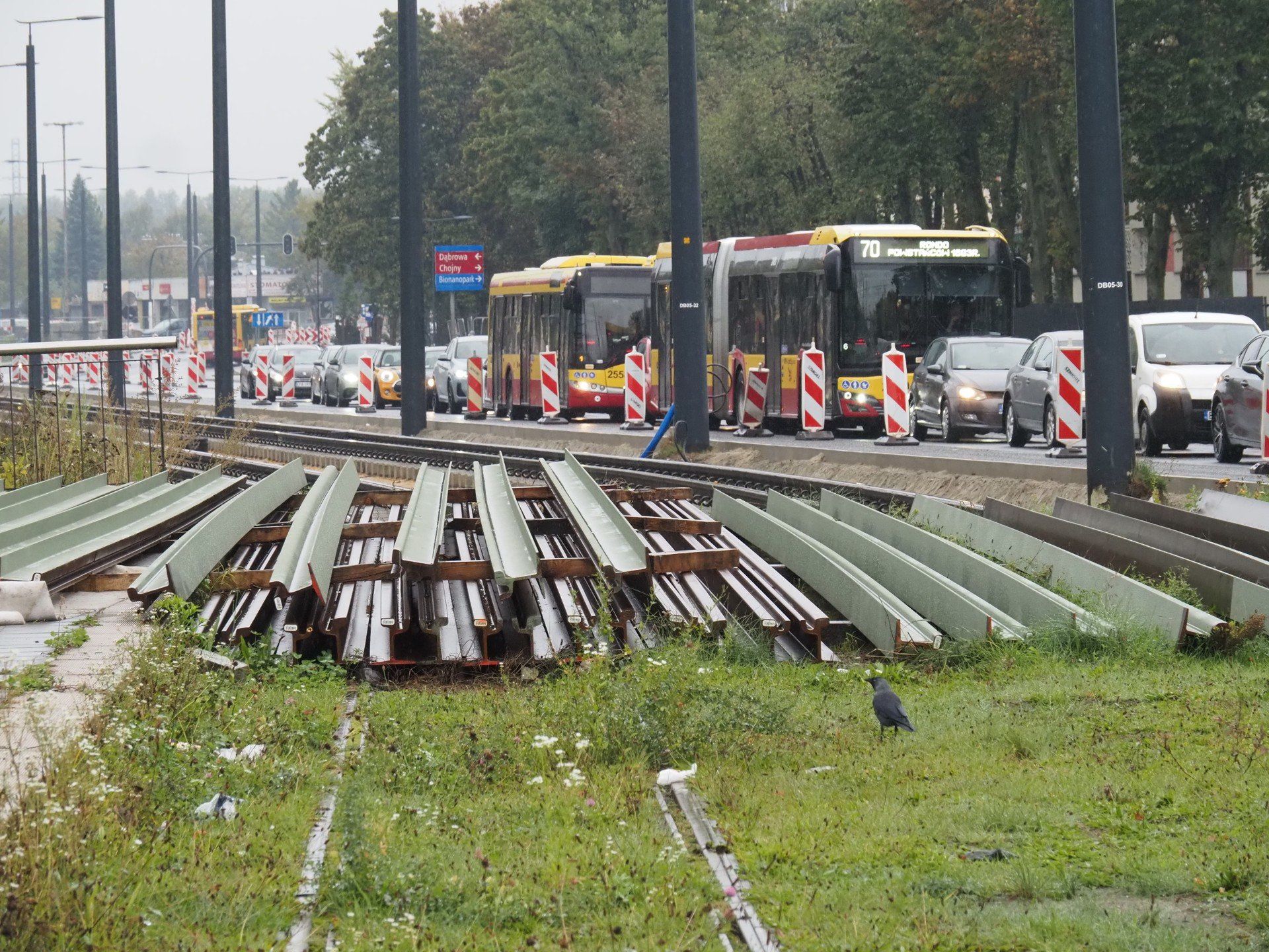 Prace przy budowie torowiska na alei Śmigłego - Rydza oraz na Niższej trwają. Niebawem zacznie powstawać nowa linia w kierunku Rzgowskiej