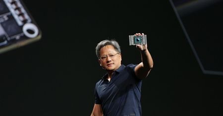Wyciekły zdjęcia płytki drukowanej GeForce RTX 3090 - wielkość może zaskoczyć