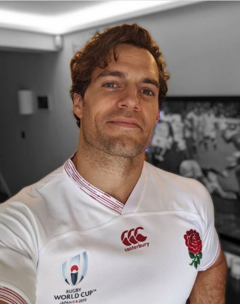 Henry Cavill pochwalił się nową ukochaną