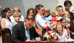Prezydent Andrzej Duda podpisał ustawę budżetową na 2022 r.