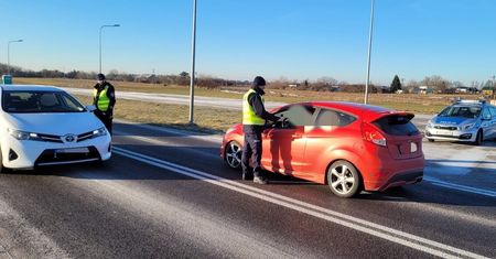 Akcja policji w regionie. Badają trzeźwość i narkotyki. Cel – wyeliminowanie niebezpiecznych kierowców i zachowań