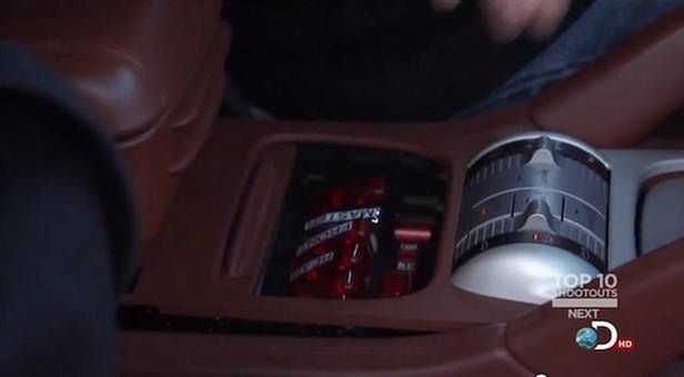 Opancerzone i uzbrojone Porsche. Takie auto ma pierwszeństwo na każdym skrzyżowaniu! 6