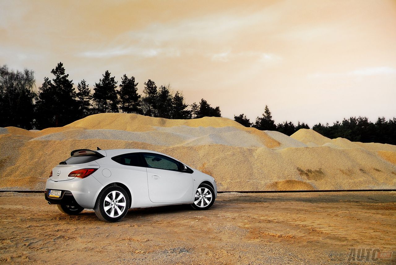 Opel Astra GTC
