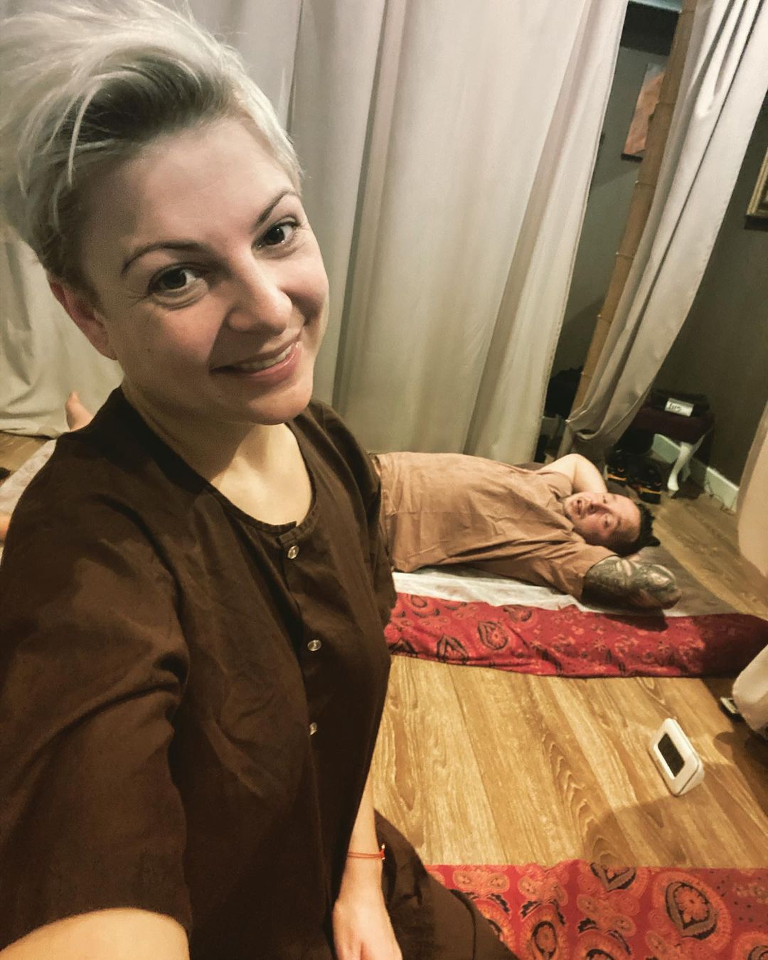 Magdalena Narożna chwali się mieszkaniem i dogryza byłemu mężowi