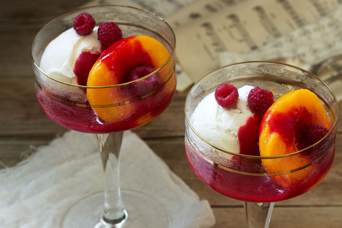 Wszyscy wspominają krem sułtański i kogel-mogel. Ten deser jest zupełnie zapomniany