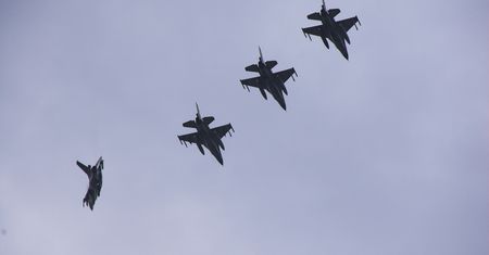 Polskie F-16 będą chronić niebo nad Bałtykiem. Właśnie rozpoczęła się ich misja