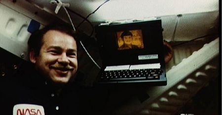 8 najdziwniejszych miejsc, w których przydaje się laptop