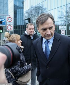 Pójdzie śladem Romanowskiego? Wójcik o azylu dla Ziobry