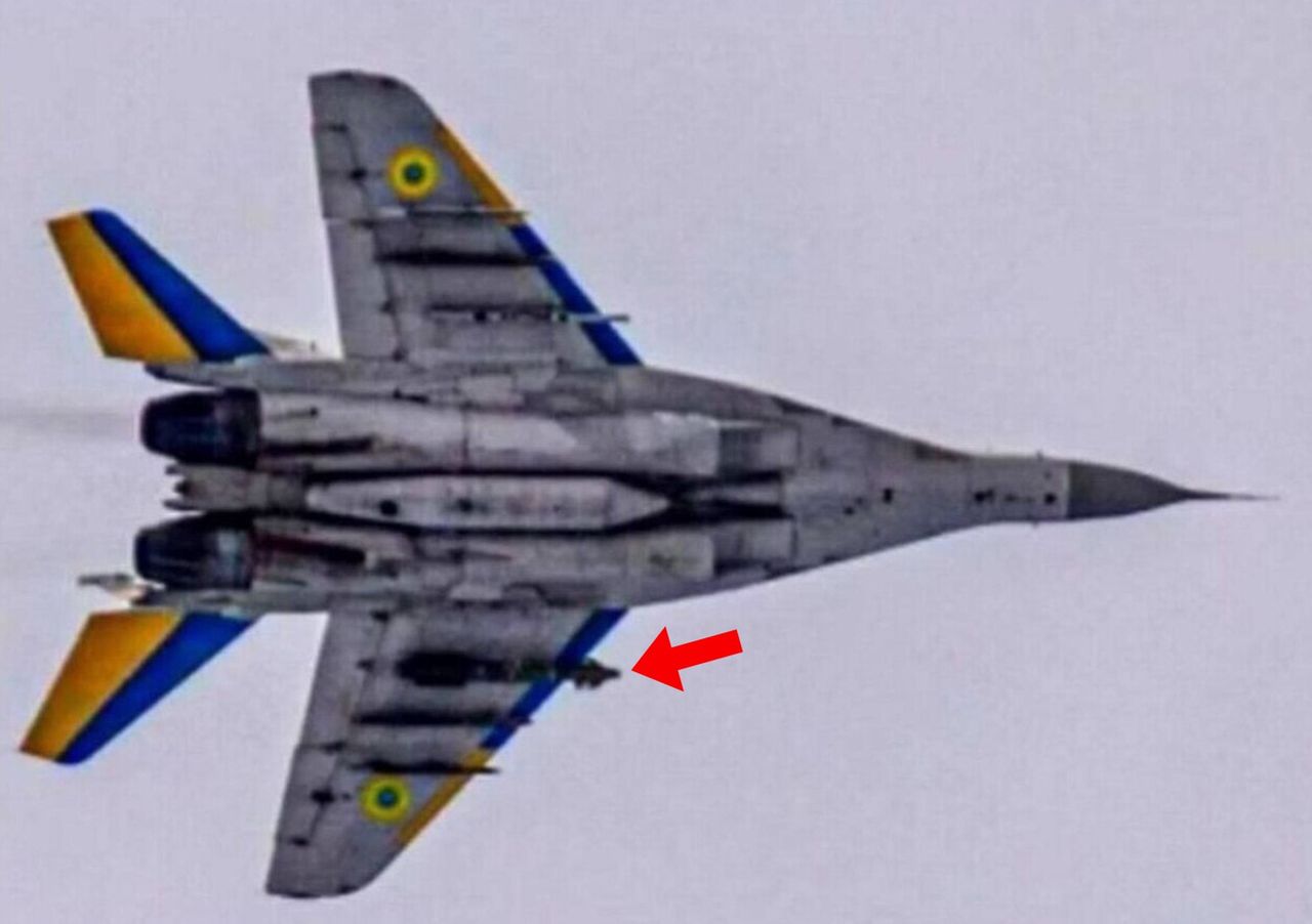 Ukrainian MiG-29 debuts French AASM Hammer bomb targeting Russian forces