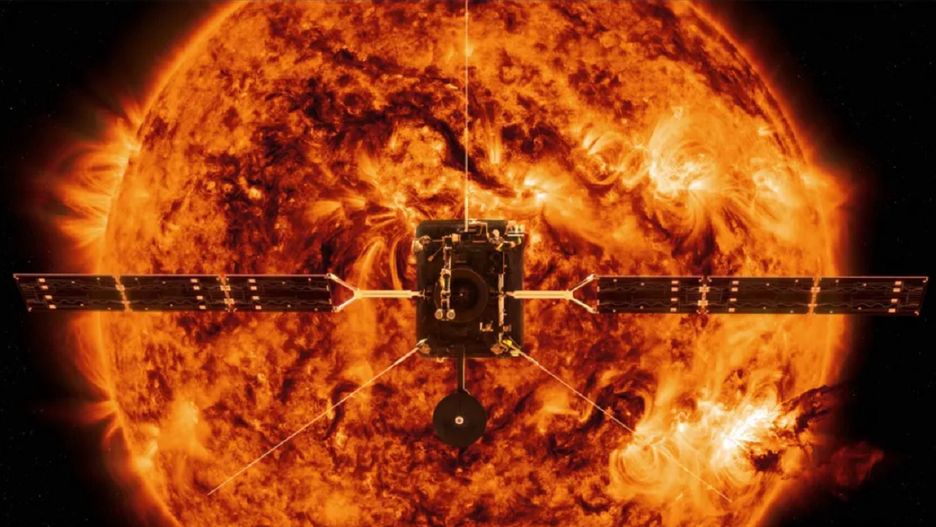Wizualizacja sondy Solar Orbiter zbliżającej się do Słońca