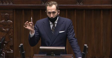 Dzień marihuany. Poseł Konfederacji z "jointem" w Sejmie
