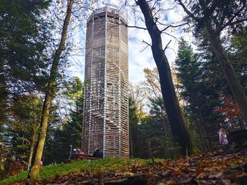 Gorlice: Jesienne widoki z wieży na Łysuli. Tłumy wędrują na szczyt