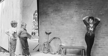 Bogdan Dziworski – “Podchody i inne gry towarzyskie” w Leica Gallery