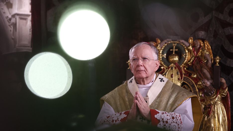 Abp Jędraszewski do wiernych: "Na to nie możemy się zgodzić" 