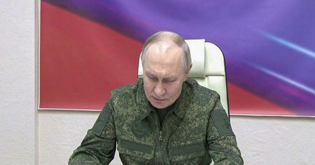"Rosja się ratuje". Putin zaciąga kolejnych żołnierzy. Podano kraje