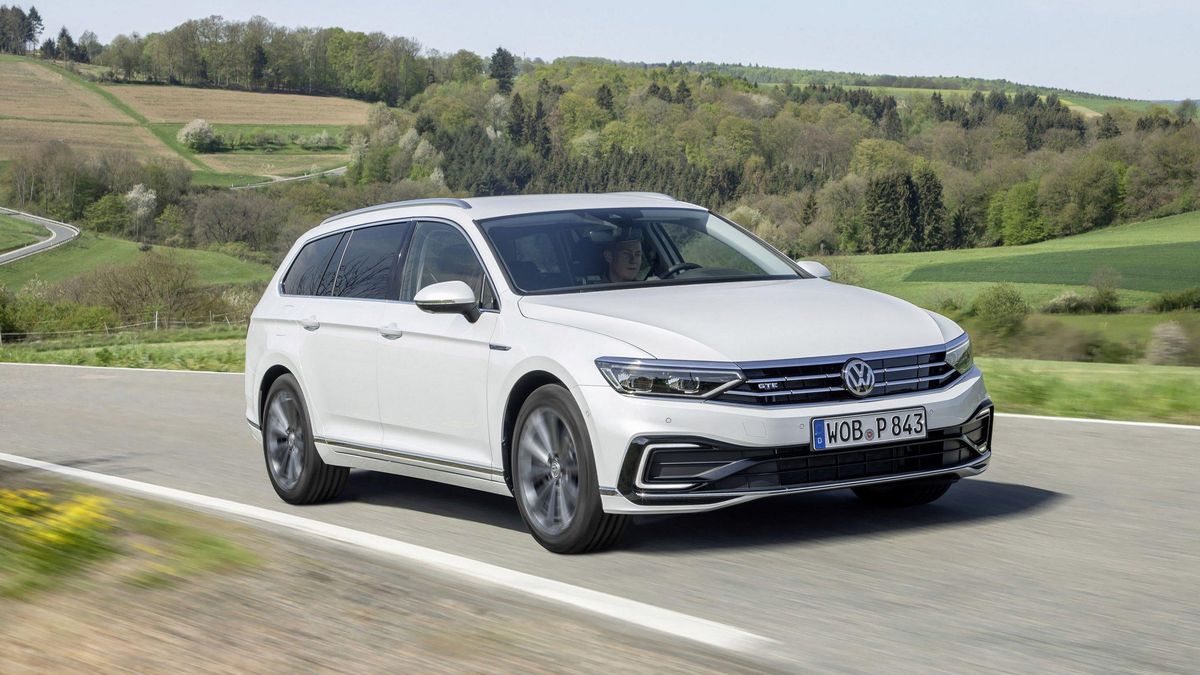 Wizualnie wersja GTE praktycznie nie różni się od zwykłego Passata.