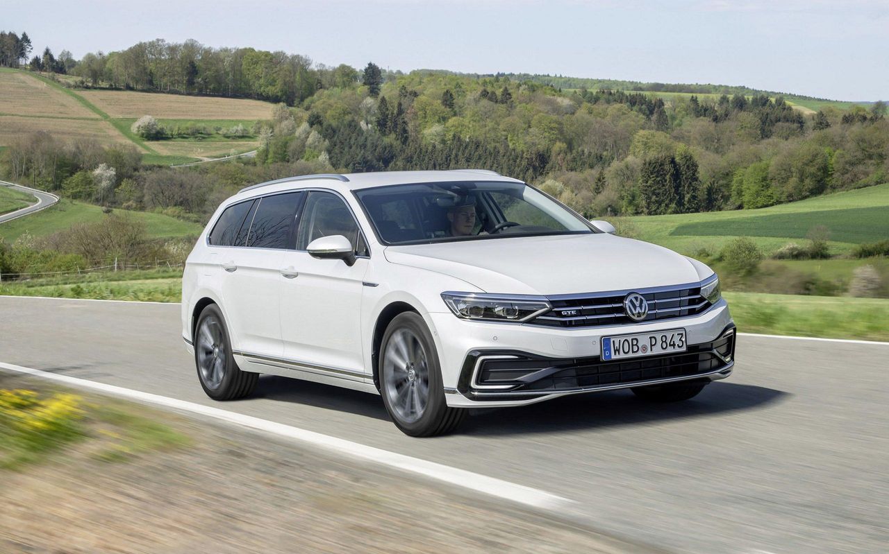 Odświeżony Volkswagen Passat GTE już w polskich salonach - znamy ceny