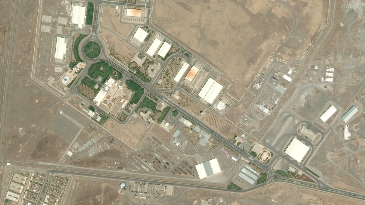 Iran rozpoczął ćwiczenia wojskowe. To preludium do ataku? (Na zdjęciu: obiekt nuklearny Natanz)