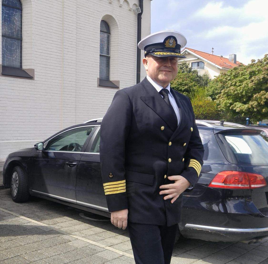 Janusz Stolorz w mundurze kapitańskim (fot. archiwum prywatne autora)