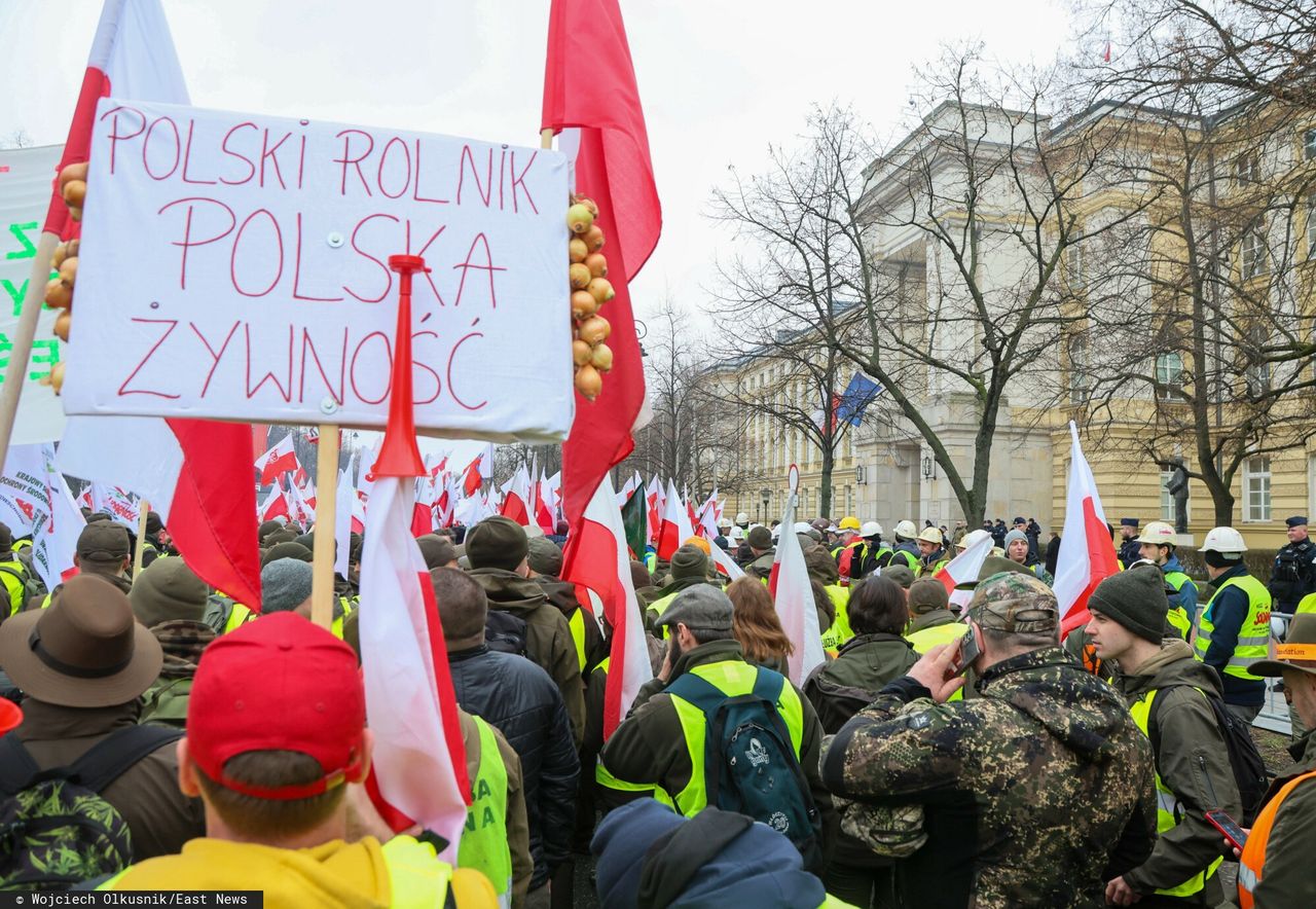 Minister zwołuje pilne spotkanie z rolnikami