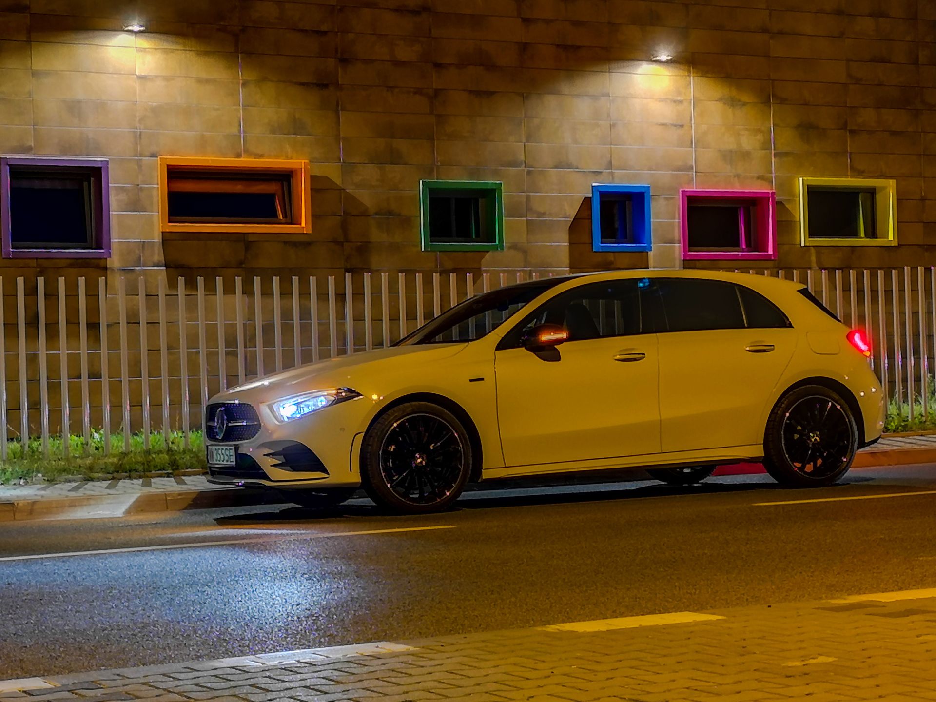 Mercedes A250e: System zarządzania energią i rozszerzona rzeczywistość 31