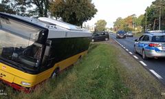 Autobus wjechał do rowu. Kierowca był pijany