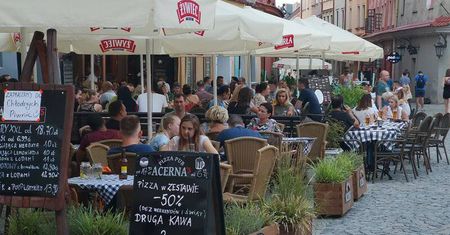 Kiedy otwarcie restauracji? Jest możliwa data otwarcia lokali gastronomicznych