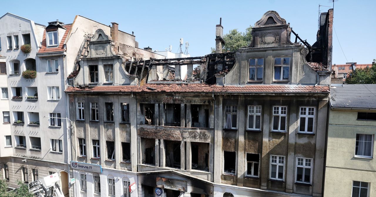 Poznań: Pożar kamienicy przy ul. Kraszewskiego. Prokuratura ma już jedną z opinii. Co dalej ze śledztwem?