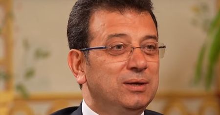 "Czy Erdogan boi się rywala? Burmistrz Stambułu za kratkami, a Turcja wrze!"