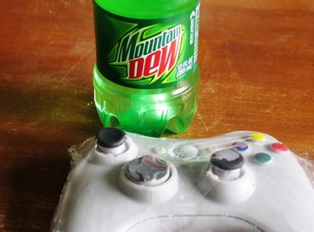 Szampon Mountain Dew oraz mydło w kształcie pada do Xbox’a 360!