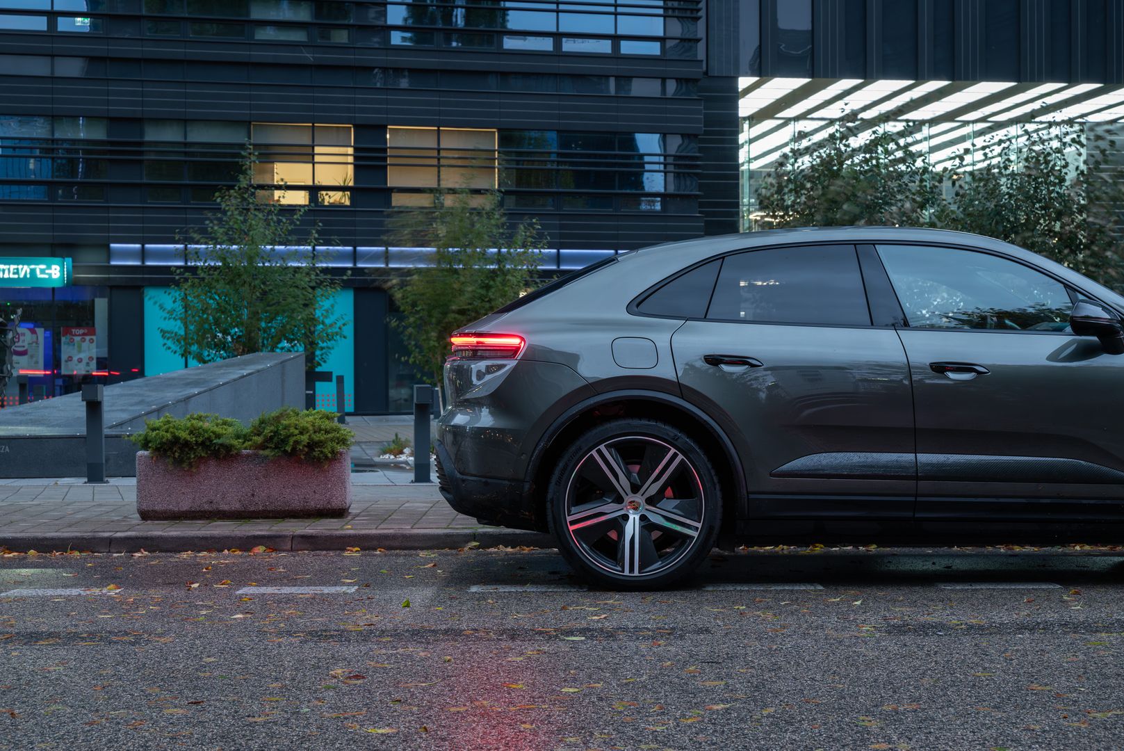 Porsche Macan 4 EV