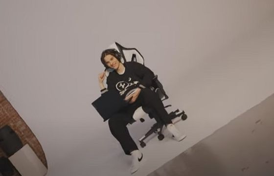 Kacper Jasiński z "Top Model" w kampanii Lenovo Legion