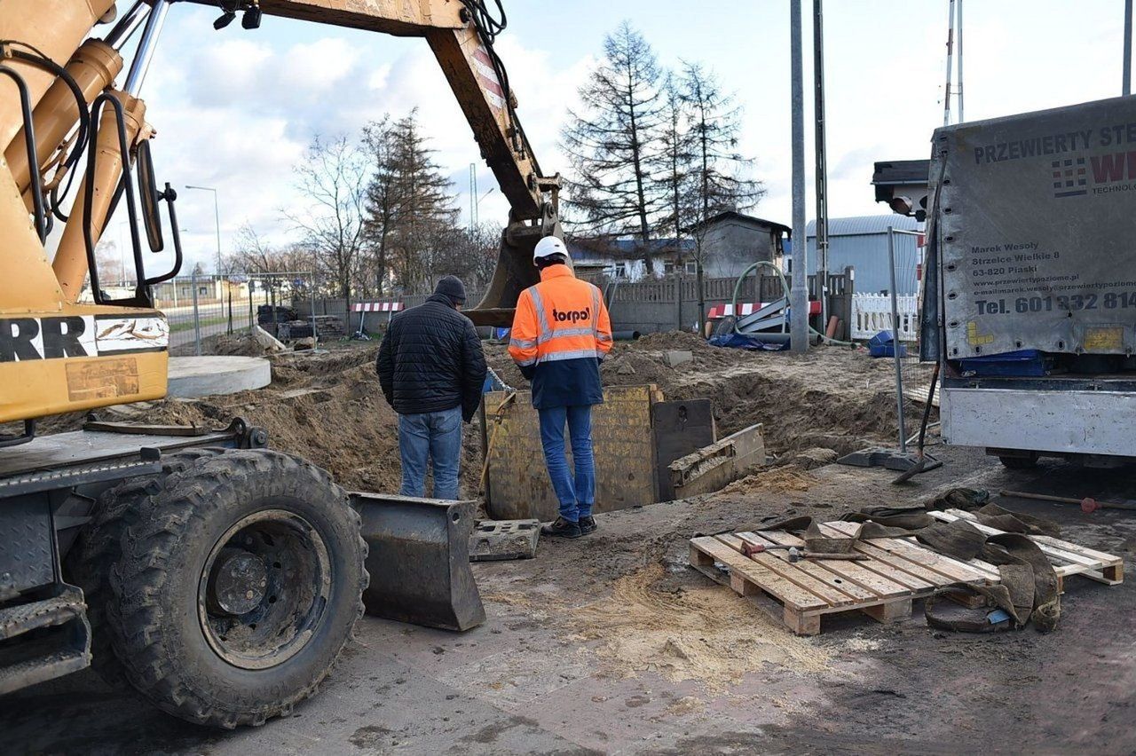 Przebudowa przejazdu kolejowego na ulicy 1 Maja w Lesznie