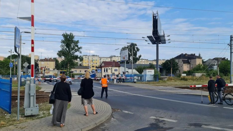 Radny proponuje zmiany na przejeździe na Dębcu.