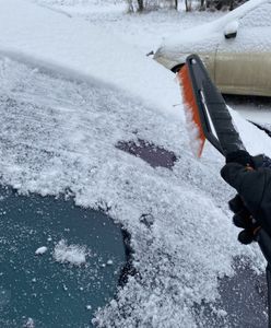 Zimą nigdy tak nie rób. Wielu kierowców później żałuje