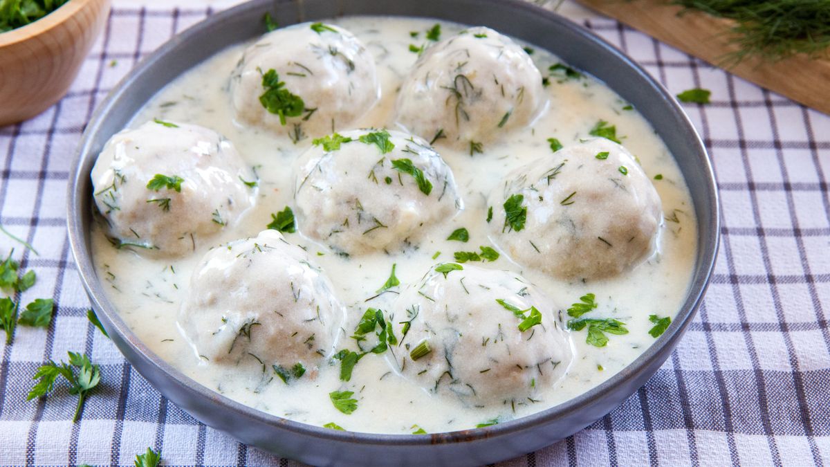 Pulpety w sosie koperkowym- Ptszności